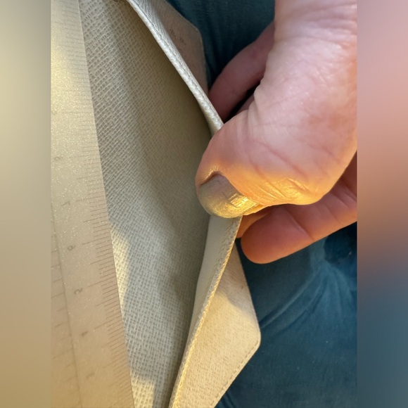 Louis Vuitton Epi kisslock/agenda BUNDLE - Picture 12 of 13